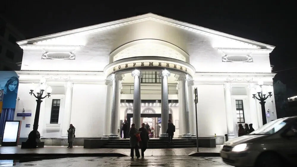 Афиша трансляции Подготовка к премьерам в театре "Современник"