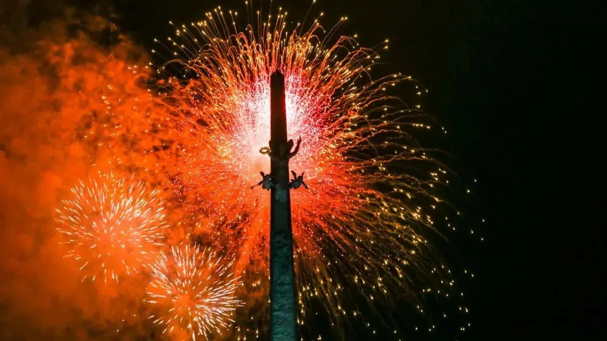 Афиша трансляции Фейерверк в честь Дня защитника Отечества