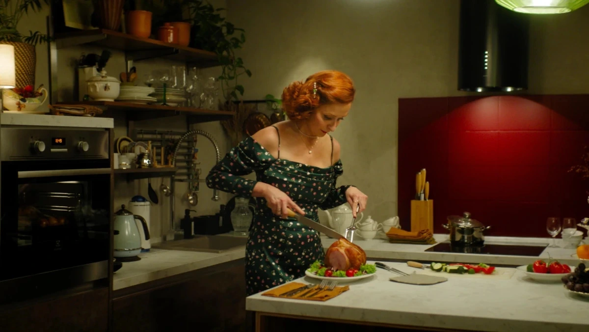 Афиша трансляции Закрытый показ фильма "Неприличные гости"