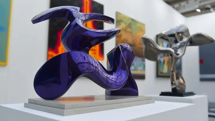 Афиша трансляции Обзор ярмарки "Арт Москва"