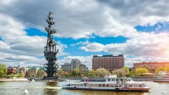 Афиша трансляции Парад судов на Москве-реке