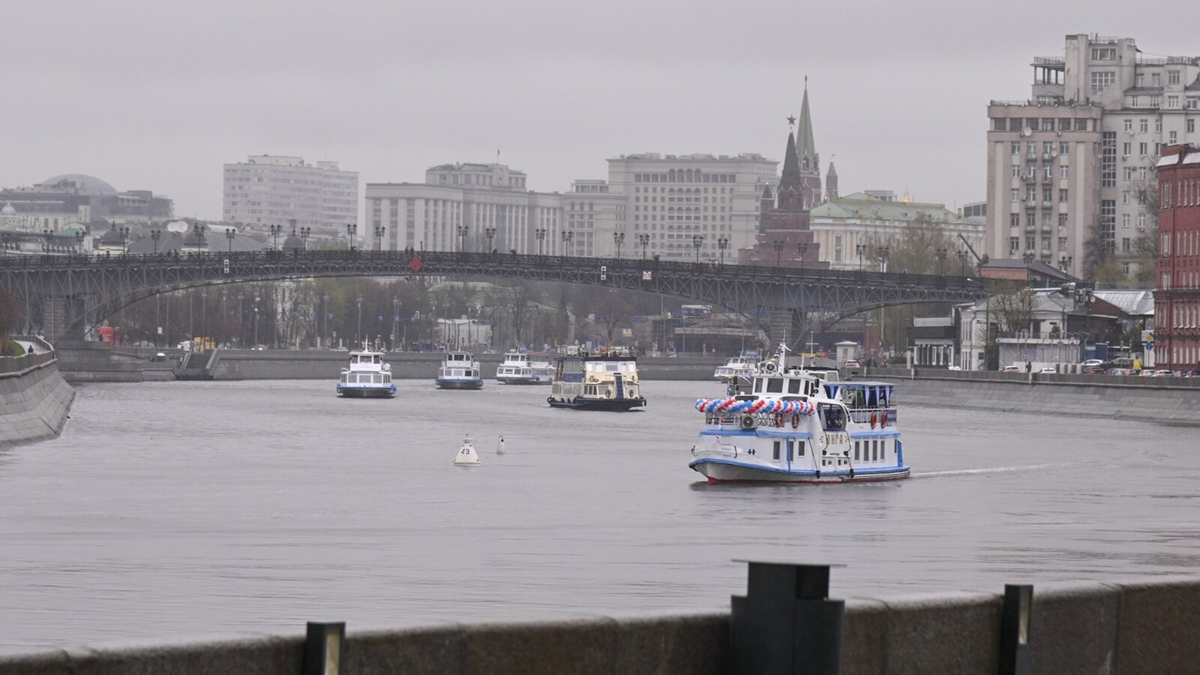 Афиша трансляции Парад судов на Москве-реке