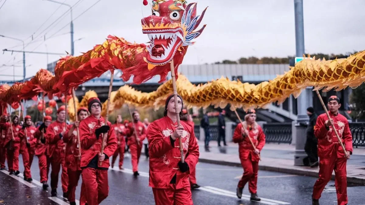 Афиша трансляции Китайское шествие в честь Дня зимнего солнцестояния