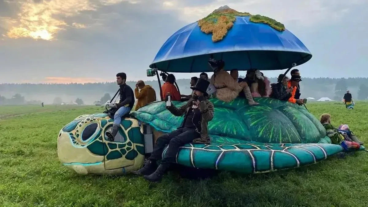 Афиша трансляции Парад электротранспорта будущего