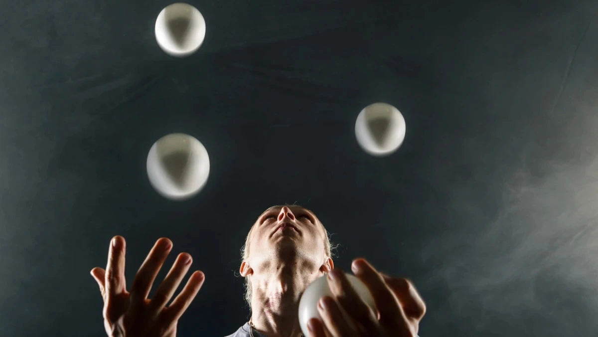 Афиша трансляции Выступление артистов Большого Московского цирка в метро