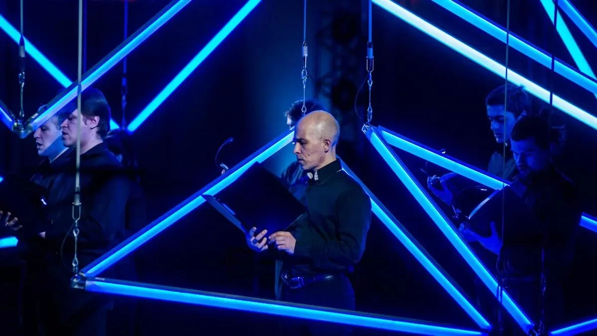 Афиша трансляции Мультимедийное шоу в честь 200-летия Манежа