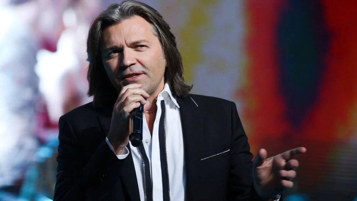 Афиша трансляции Известные артисты читают Островского