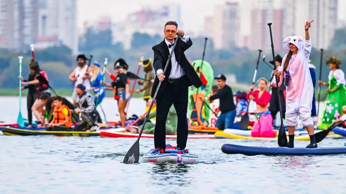 Афиша трансляции SUP-регата в рамках фестиваля "Рыбная неделя"