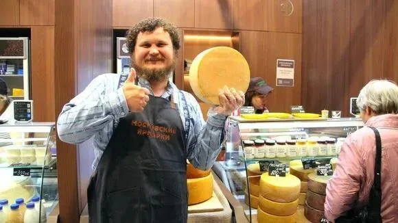 Афиша трансляции Экскурсия по фестивалю сыра