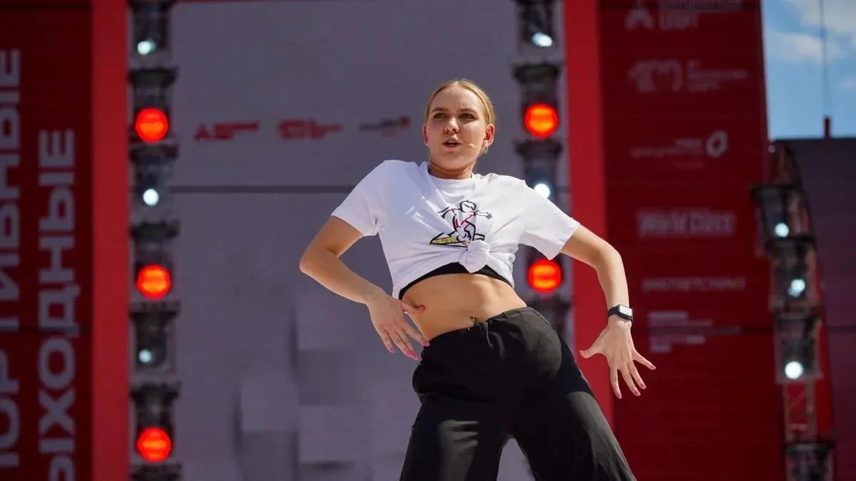 Афиша трансляции Танцевальная тренировка на теплоходе