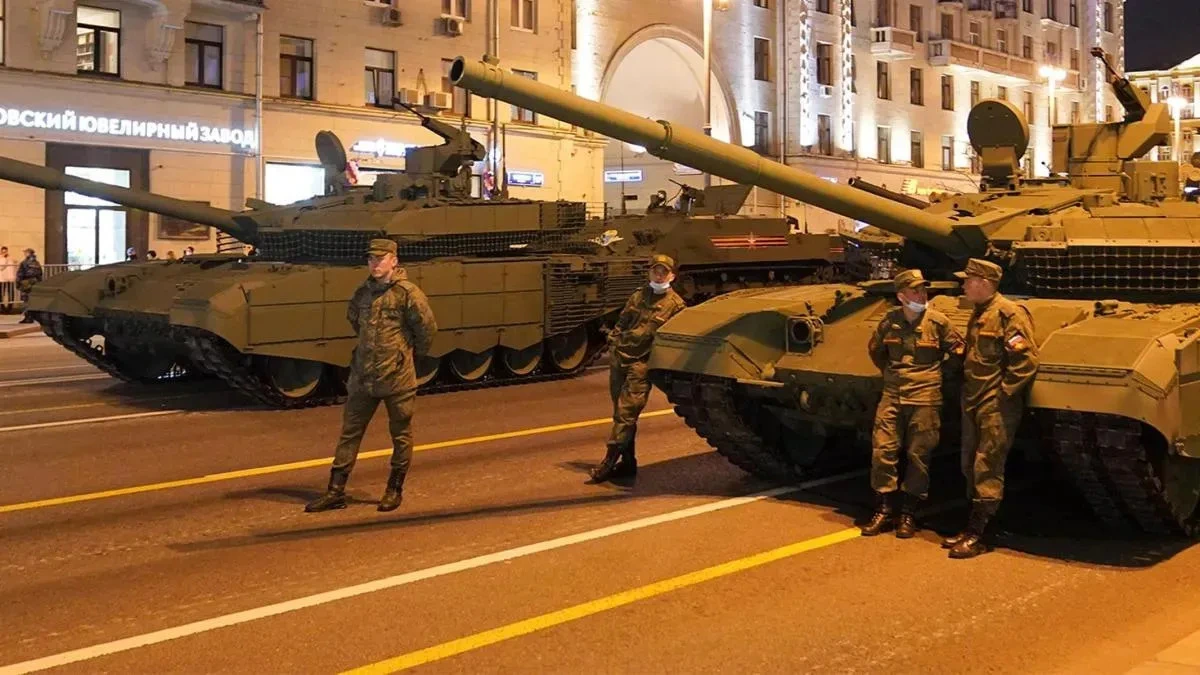 Афиша трансляции Первая ночная репетиция парада