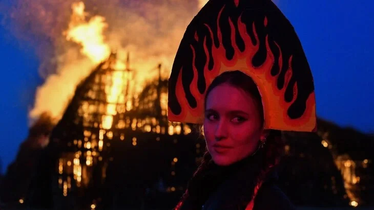 Афиша трансляции Сожжение гигантской мельницы в Никола-Ленивце