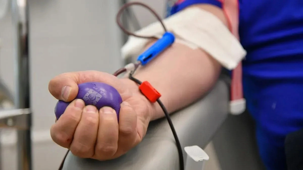 Афиша трансляции Как стать донором крови