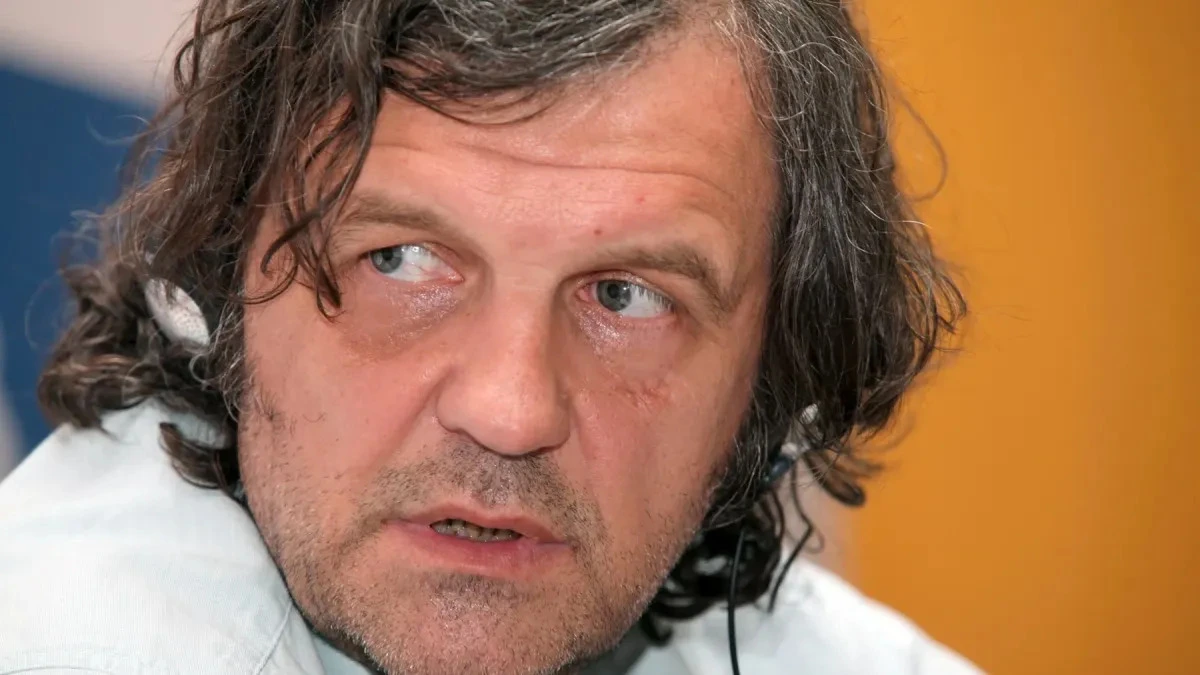 Афиша трансляции Интервью с сербским кинорежиссером Эмиром Кустурицей