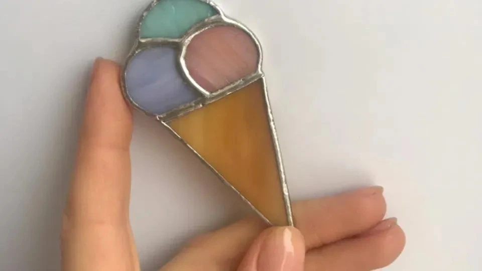 Афиша трансляции Как создать стеклянное украшение в стиле Тиффани