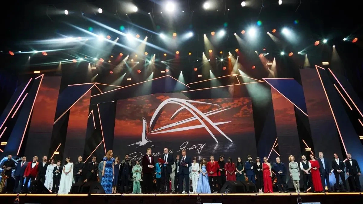 Афиша трансляции Гала-концерт фестиваля "Дорога на Ялту"