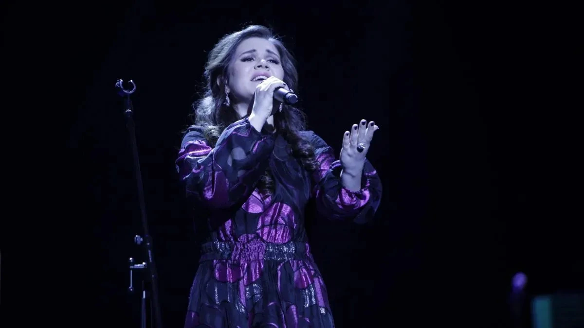 Афиша трансляции День искусств с участием Дины Гариповой и Сергея Пенкина