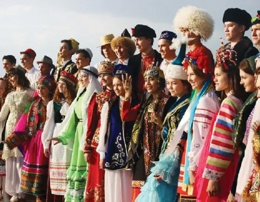 Афиша трансляции Спектакль-путешествие по многонациональной России