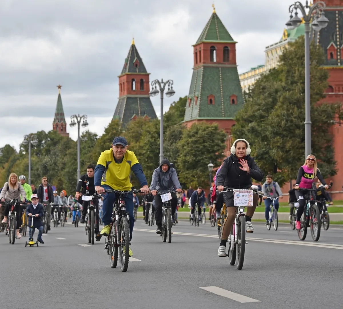 Афиша трансляции Московский осенний велофестиваль