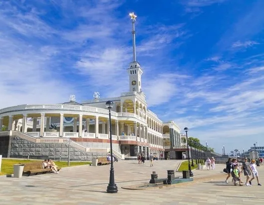 Афиша трансляции Фестиваль "Парк Света" на Северном речном вокзале