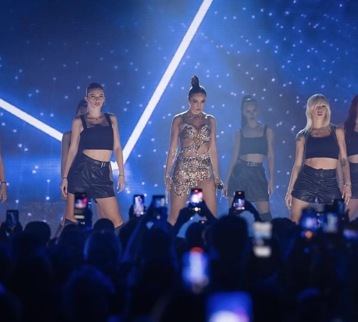 Афиша трансляции Гости на музыкальной премии "Жара Media Awards"