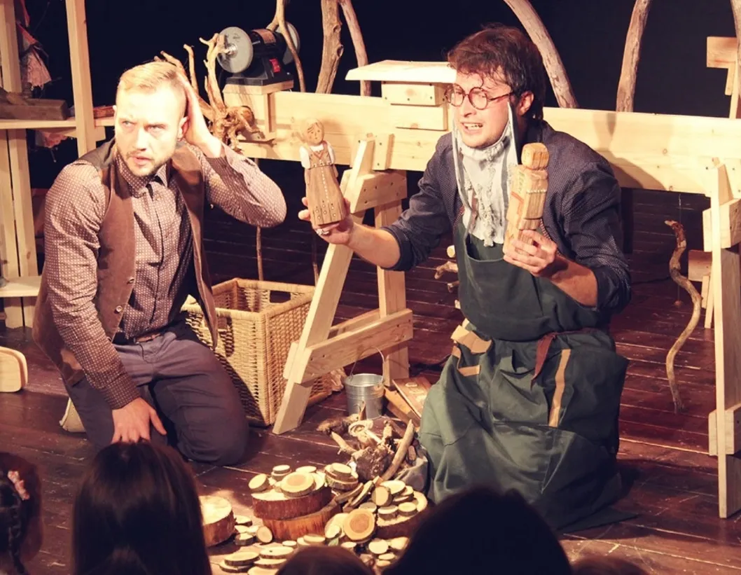 Афиша трансляции Кукольный спектакль "Аленький цветочек"