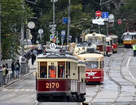Афиша трансляции Парад в честь 125-летия московского трамвая