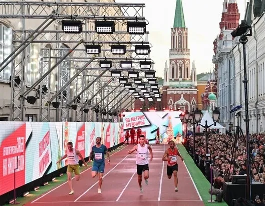 Афиша трансляции Легкоатлетические забеги на Никольской улице
