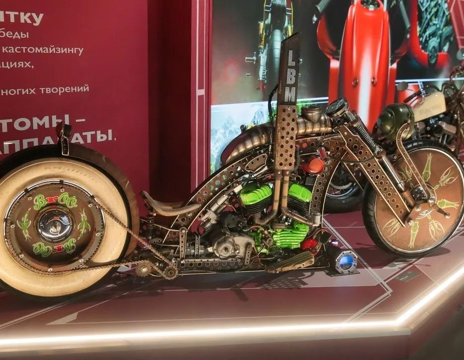 Афиша трансляции Выставка "Кастом особого назначения"