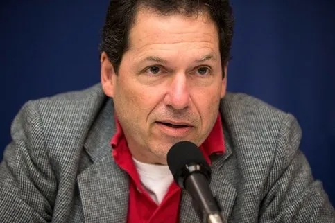 Афиша трансляции Встреча с внуком писателя Эрнеста Хемингуэя