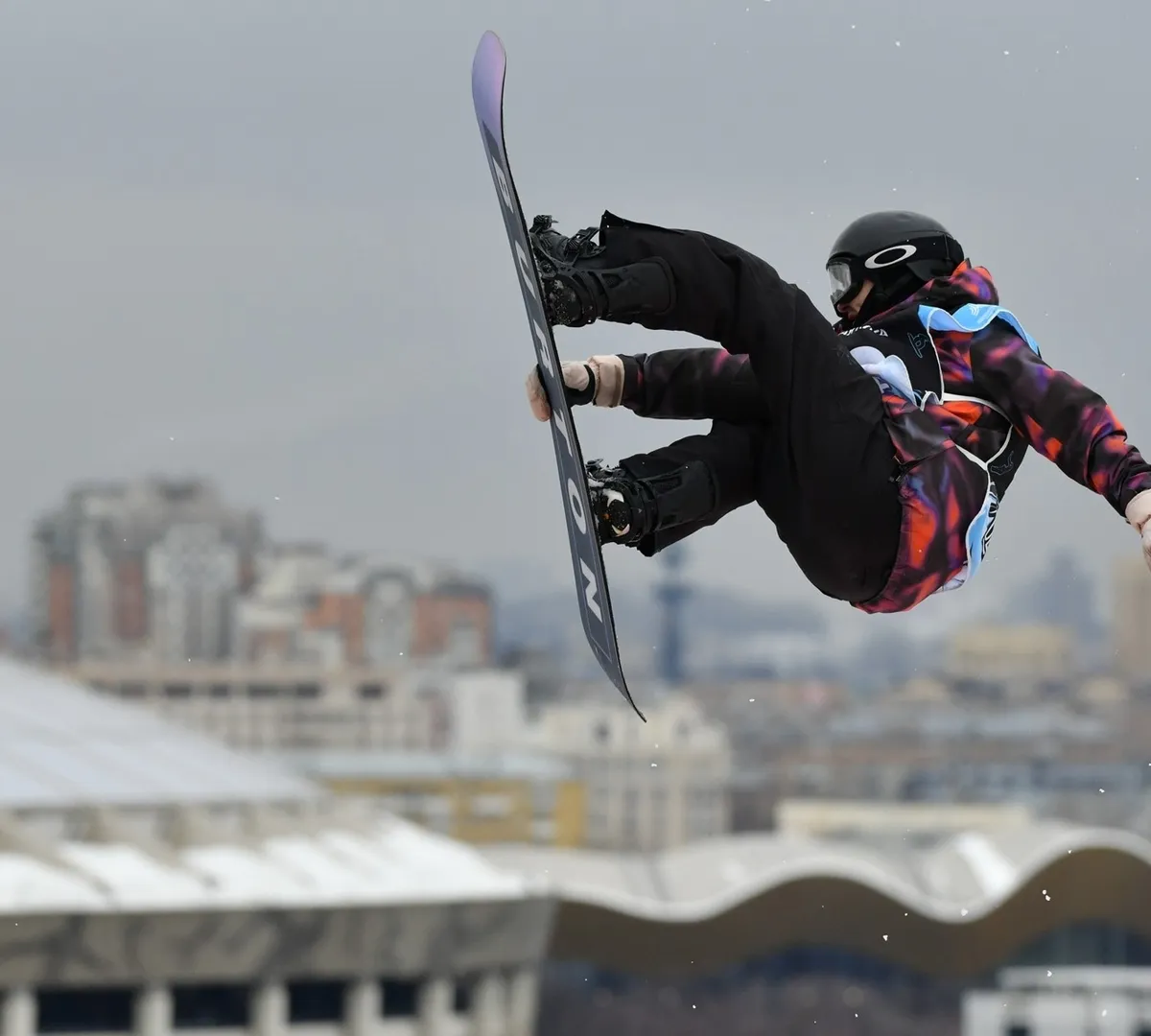Афиша трансляции Гран-при Кубка чемпионов в биг-эйр Grand Prix de Russie