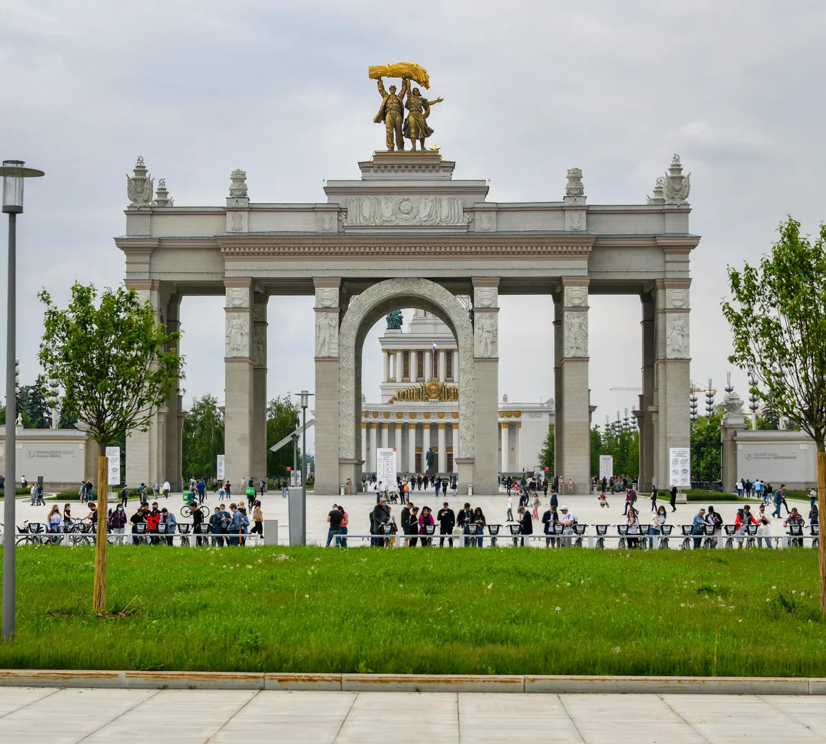Афиша трансляции Москвичи рассказали, как провели время на самоизоляции