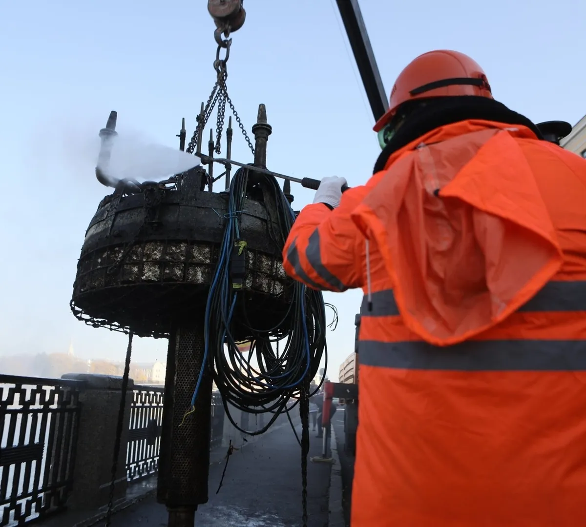 Афиша трансляции Демонтаж плавающих фонтанов на Водоотводном канале