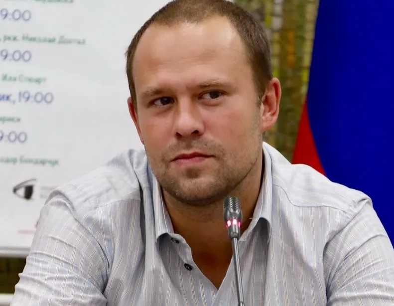 Афиша трансляции Кирилл Плетнев – о том, как актер становится режиссером