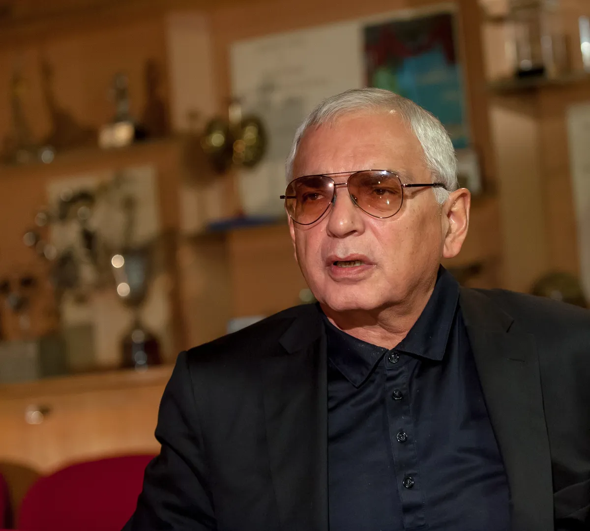 Афиша трансляции Творческая встреча с режиссером Кареном Шахназаровым