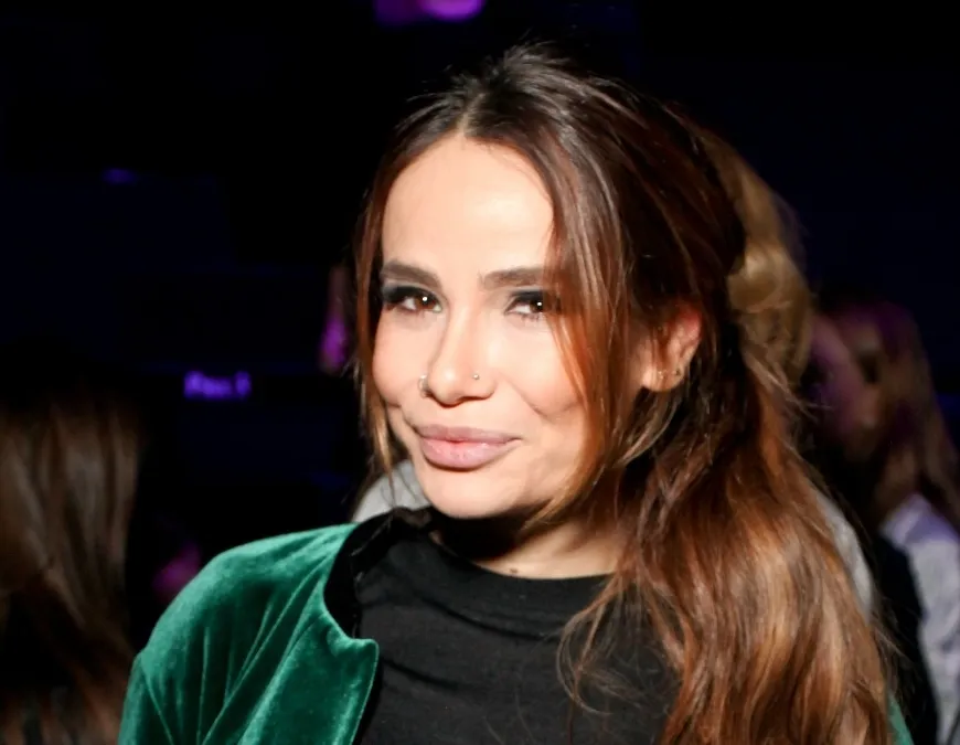 Афиша трансляции Интервью с блогером и бывшей женой Гуфа Айзой