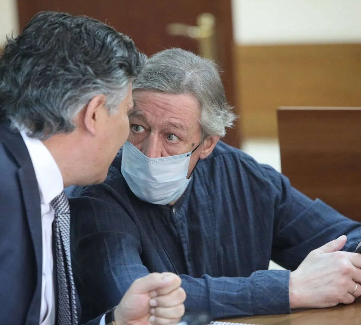 Афиша трансляции Михаила Ефремова госпитализировали из здания суда