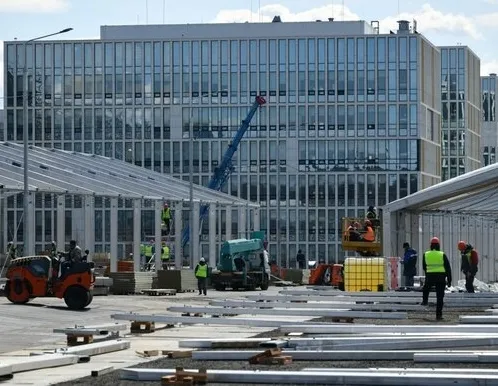 Афиша трансляции Возведение и перепрофилирование больниц во время пандемии