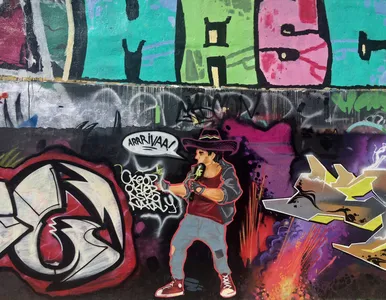 Афиша спецпроекта Стрит-арт. От забора до музея