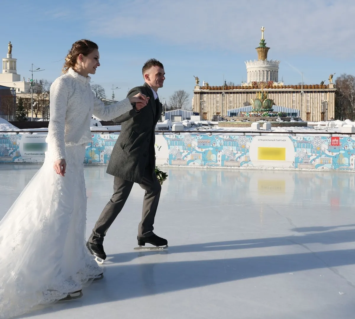 Афиша трансляции Свадьба на катке ВДНХ