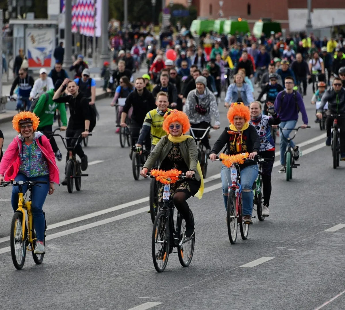 Афиша трансляции Осенний велофестиваль на ВДНХ