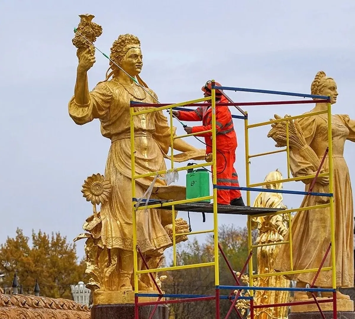 Афиша трансляции Консервация фонтана "Дружба народов" на ВДНХ