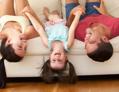 Афиша трансляции Занимаемся йогой смеха во время самоизоляции