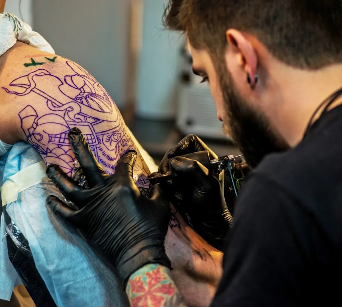 Афиша трансляции XX Московский фестиваль татуировки