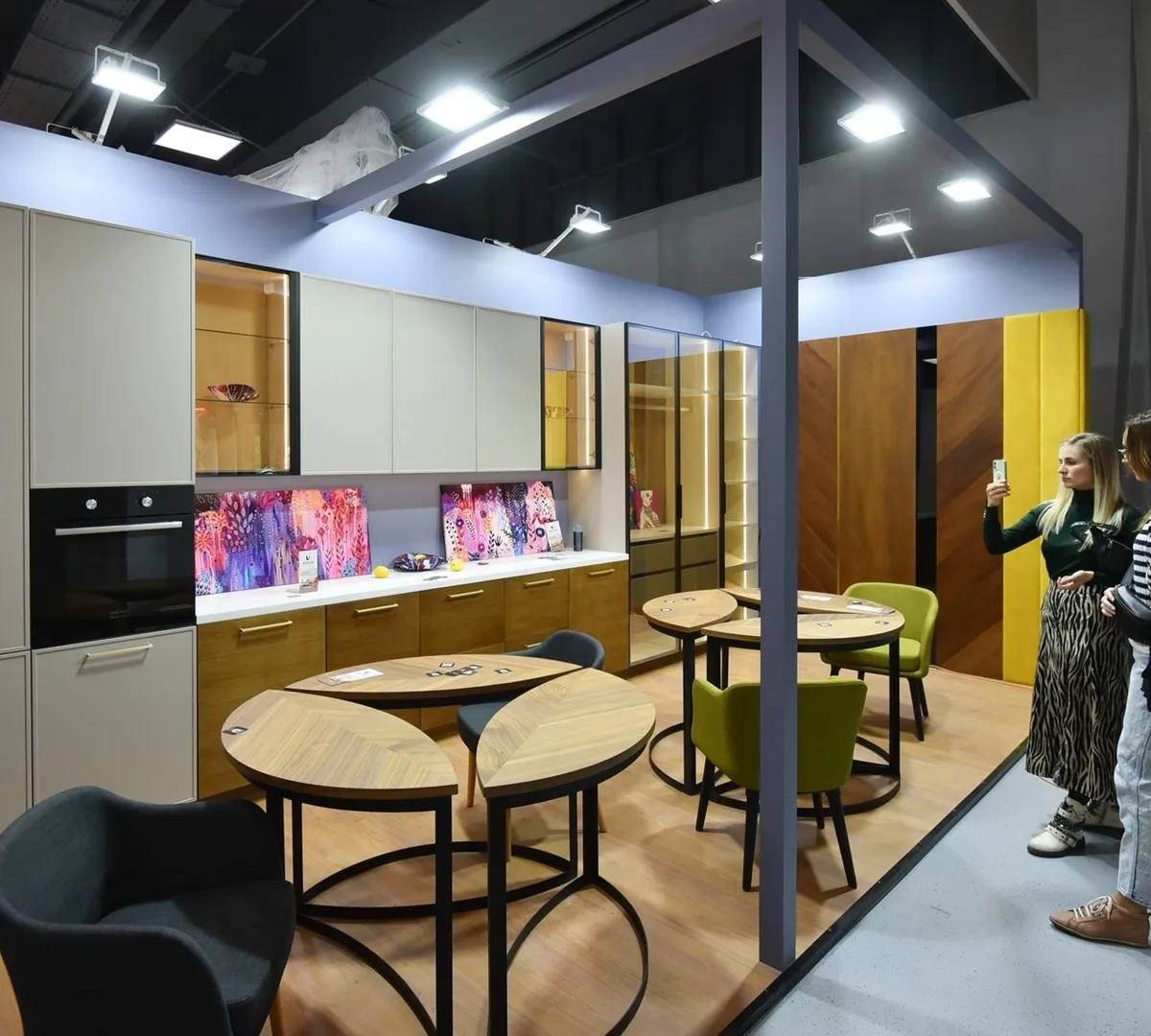 Афиша трансляции IV Московская неделя интерьера и дизайна