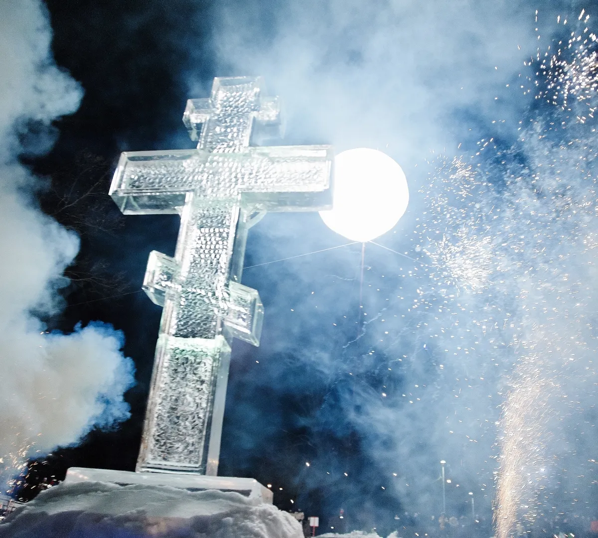 Афиша трансляции Крещенские купания в Митине