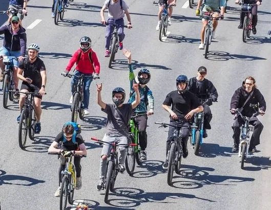 Афиша трансляции Весенний велофестиваль