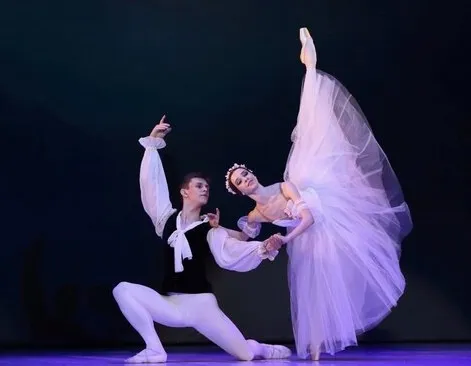 Афиша трансляции Романтические балеты в исполнении артистов Большого театра