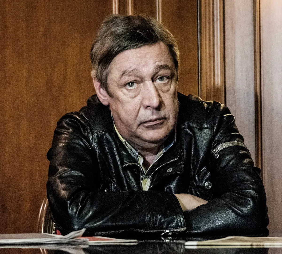 Афиша трансляции Михаила Ефремова доставли в УВД для дачи показаний