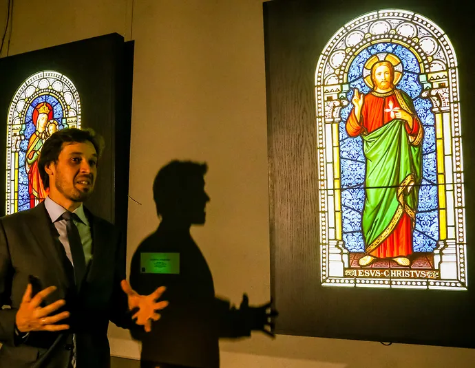 Афиша трансляции В чем уникальность европейских витражей